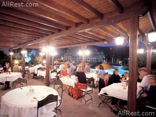 Izer Beach Club 21